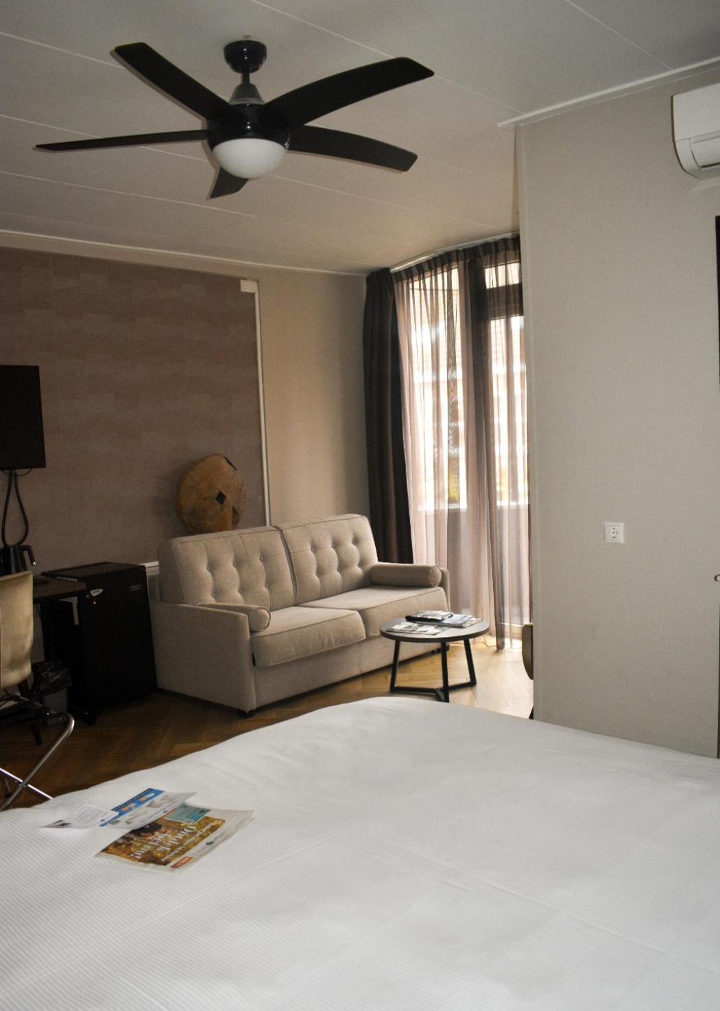 Fletcher Hotel-Restaurant De Korenbeurs Made Dış mekan fotoğraf